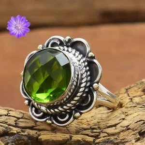 Green Peridot Gemstone 925 Sterling Silver Ring Handmade Jewelry Ring For Gift - Picture 1 of 3