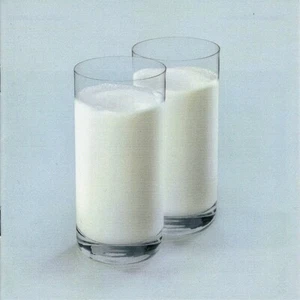 Le Lait Volume 2 de Charles Aznavour, Charles Trenet, - CD con inserciones - Imagen 1 de 2