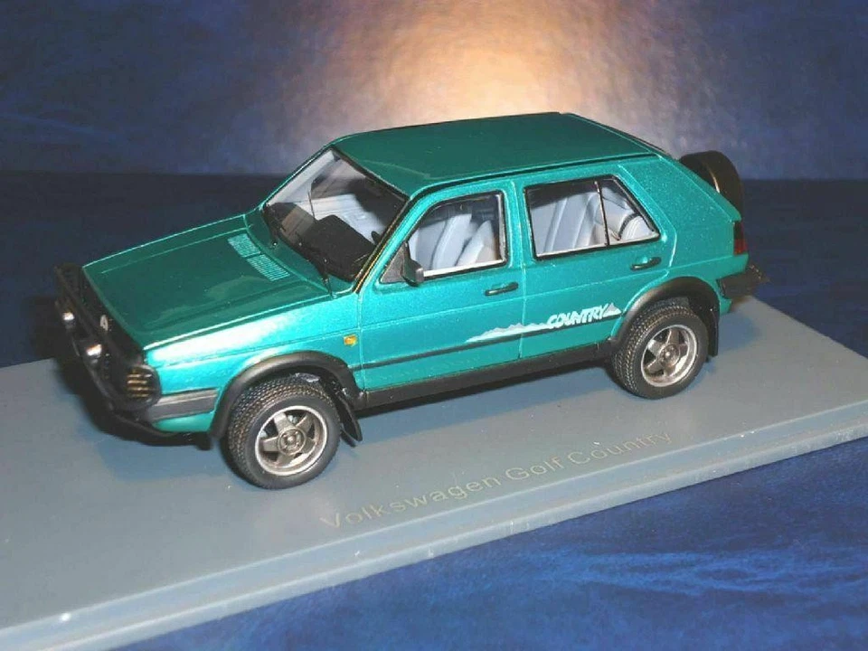 + VOLKSWAGEN VW Golf 2 Country Modèle Réduit De NEO En 1:43 Vert 44375 De 2011 - Photo 1/2