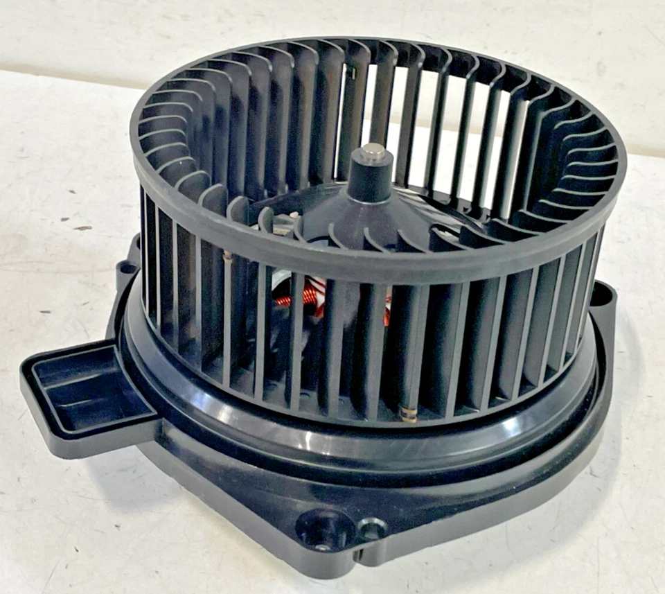 SOPLADOR DE CALEFACCIÓN BMW 330i 330i xDRIVE X3 Z4 M4 430i xDRIVE 230i con motor de ventilador #98487 Foto 1 de 4