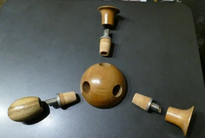 Zierkorken m Ständer Flaschenverschluss Ausgießer Holz, Antik Vintage rar selten - Bild 1 von 4