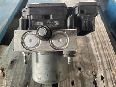 OEM 2017 GMC CADILLAC CT6 bomba ABS híbrido sistema de prechoque 84085902 Foto 1 de 3