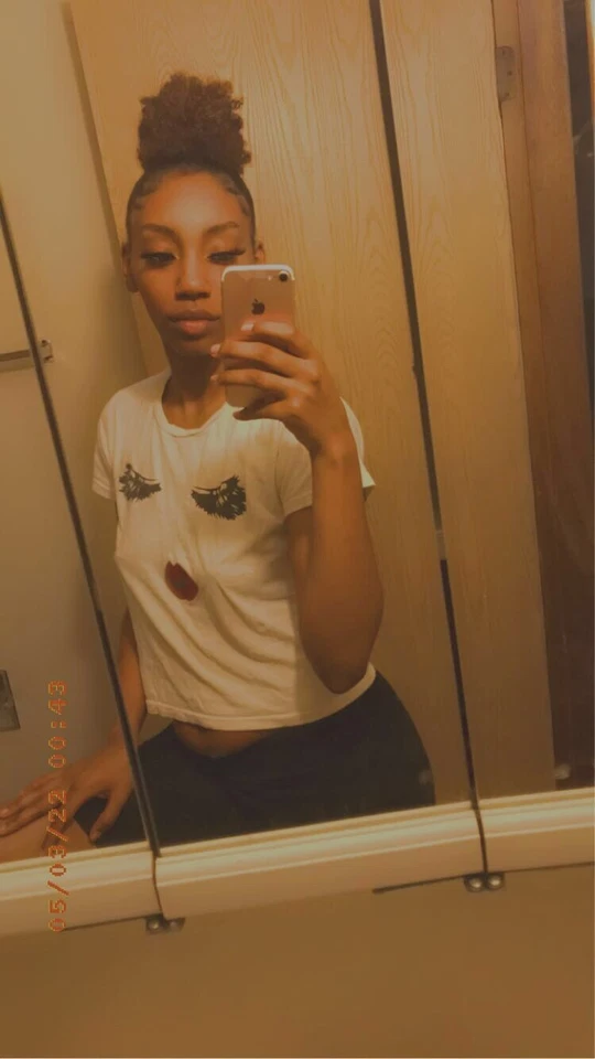 Apple iPhone 7 - 256GB - Rose Gold (Unlocked) A1778 (GSM) - Image 1 of 1