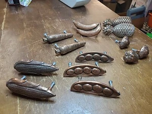 ARMADIETTO RAME FRUTTA VERDURA TIRA CASSETTI Manopole Ajax Cucina 3" Carota di mais - Foto 1 di 17
