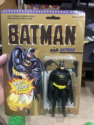 1989 Toybiz Batman DC Comics Figure Bat-Rope+Speargun+Batarang MOC Vintage⭐ - Image 1 of 2