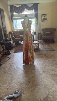 Orange and Green Faviana Couture Floral Halter Cocktail Prom Dress Foto 1 de 4
