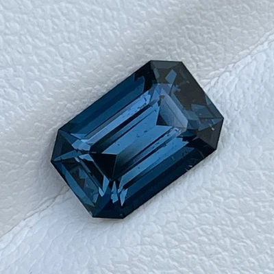 2.10 Cts Natural Blue Spinel Emerald Cut Loose Gemstone 8x5mm Lovely Rings - Image 1 of 4