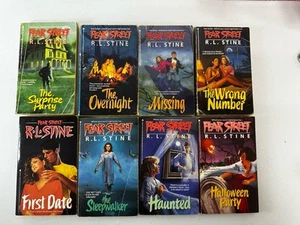 RL Stine Fear Street book 2 thru 8 and book 16 fair condition 8 book set - Picture 1 of 14