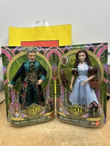 NEU Wicked For Good Film ZAUBERER PUPPE JEFF GOLDBLUM & WICKED DORTHY - Bild 1 von 2