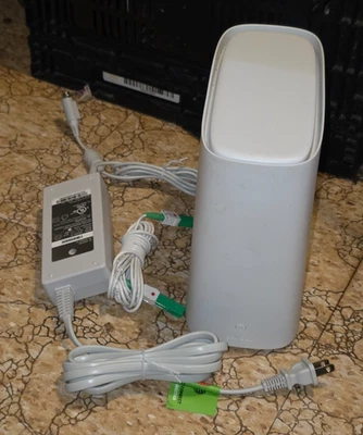 AT&T BGW320-500 WiFi Internet Modem Router Broadband Gateway w/Fiber Optic Cable - Image 1 of 2