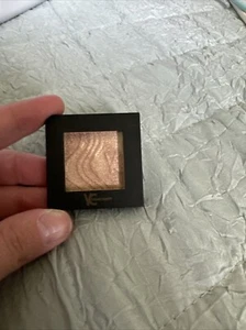 YC Collection Highlight Powder Travel Size in Coin Rose Gold Pigment 3g - Picture 1 of 3
