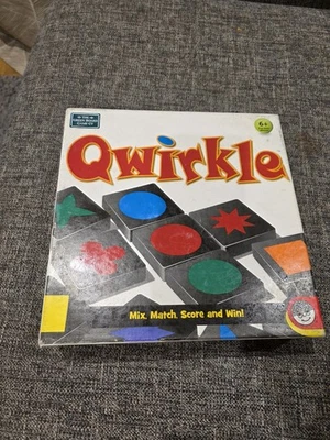 Qwirkle by Mindware - Wooden Tiles game - Image 1 of 4