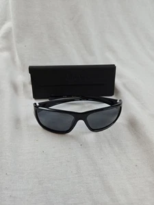 Bulova Coronado Shiny Black Polarized Sports Sunglasses 62-16-136 - PRE OWNED - Picture 1 of 6