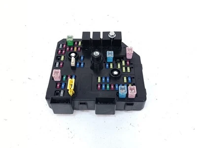 Opel Antara 2013 Fuse module 95137849 DIN57477 - Image 1 of 4