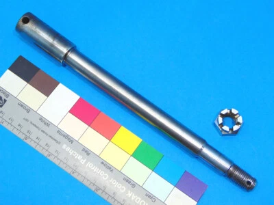 Yamaha XS2 1972 eje de rueda delantera con tuerca de corona de castillo 72 xs650 Foto 1 de 4