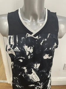 Camiseta deportiva de baloncesto visitante Adidas ASVEL 2021/22 tallas M, 3XL negra PVP £70 H65267 - Imagen 1 de 2