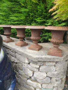 Vintage Cast Iron Flower Pots X 1 - Picture 1 of 6