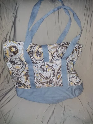 31 Thirty one fold over weekender bag beach picnic Parisian Garden - Image 1 of 3