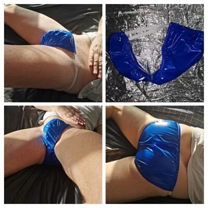 "SKIMPI"" TANGA SLIPS IN GLÄNZENDEM ULTRADÜNNEM PU-BESCHICHTETEM NYLON TAFET (XS bis XL)" - Bild 1 von 22