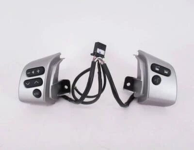 RADIO CONTROLES VOLANTE TOYOTA GENUINO OEM FJ CRUISER 10-14 Foto 1 de 4