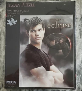 Twilight Eclipse Jigsaw Puzzle Jacob and Bella 1000 Pcs 20 x 27 - NIB - Picture 1 of 4