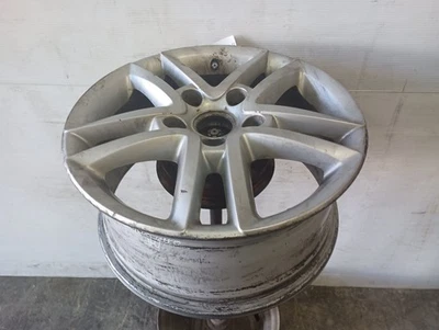 Llanta de aleación 17x7,5 de Volkswagen Touareg 2008 12124895 Foto 1 de 4