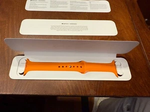 Apple Watch Hermes Series 10 Sport Band 46mm Orange M/L - NEW! - Zdjęcie 1 z 4