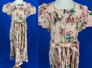 Vintage 1940s Girls Pink Cotton Roses Novelty Print Belted Zipper Front Dress - Picture 1 of 2