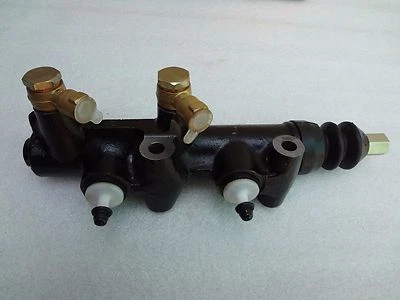 Genuine Master Cylinder Assly  CJ Jeep Mahindra  - Image 1 of 4