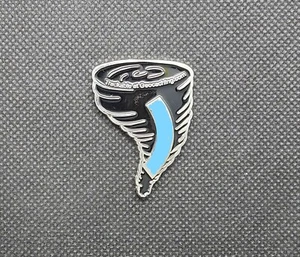 2006 Kansas Tornado Geocoin #84 LE VHTF UNACTIVATED - Picture 1 of 2