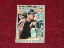 (25) 1989 FLEER #316 BENITO SANTIAGO - NEARMINT