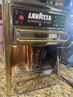 🔥🔥🔥 Macchina da caffè espresso Lavazza POINT da riparare - Immagine 1 di 4