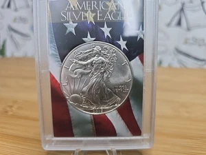 2015 American Silver Eagle Coin BU 1 Oz US $1 Dollar In USA Capsule - Picture 1 of 5
