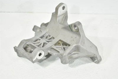 Кронштейн переменного тока для Subaru WRX STI 15-19 2015-2019 годов выпуска - Изображение 1 из 4