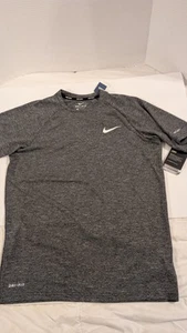 Men’s Nike Dri-FIT Gray Heather T-Shirt Size Small UPF 40+ - New With Tags - Picture 1 of 10
