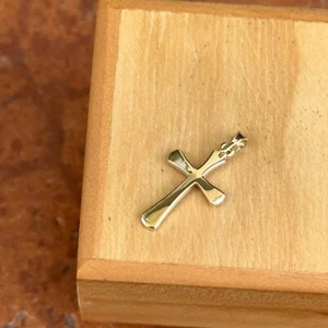 14KT Yellow Gold Solid Curved Rounded Edge Small Cross Pendant Charm 19.3MM - Picture 1 of 6
