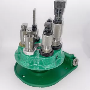 Soporte superior de banco para torreta RCBS con soporte de carcasa de almacenamiento - Imagen 1 de 4
