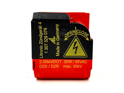 New OEM for Volvo C30 C70 S40 V50 Xenon Headlight HID D2S Bulb Igniter Socket - Image 1 of 3