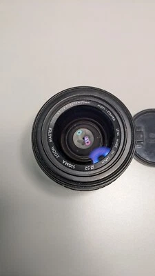 Sigma ZOOM Master 35-70mm f/3.5-4.5 AF Lens Made in Japan - Image 1 of 4