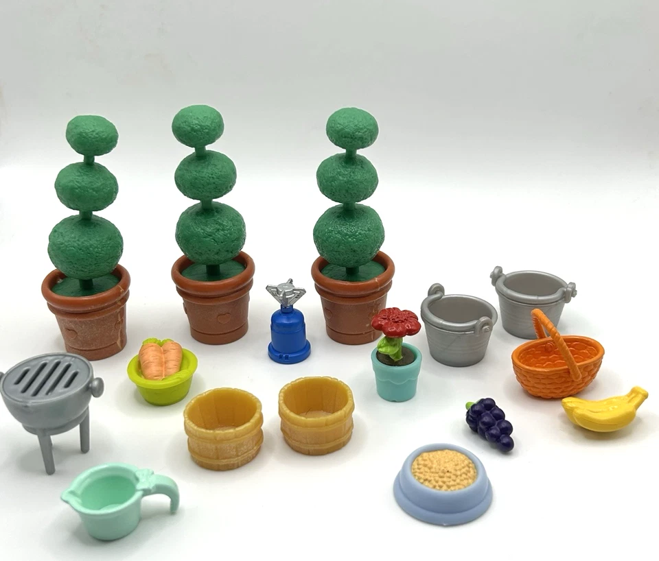 Calico Critters Sylvanian Accessories Furniture 1:16 Garden Outdoor Trees Etc - Image 1 of 4