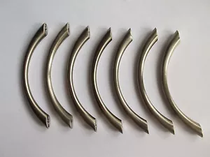 Menge 7 Bogen Bogen Form Silber Satin Metall Schrank Zug Knopf Griffe 4 3/8" lang - Bild 1 von 4