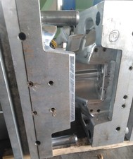 Spritzgießwerkzeug Aluminium VersuchswerkeugB 380mm H 550mm Einbauhöhe ca 365mm