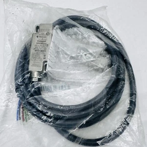 ALLEN BRADLEY # 440N-602117 SAFETY SWITCH GUARD MASTER FERROGARD FRS21AC - Picture 1 of 5