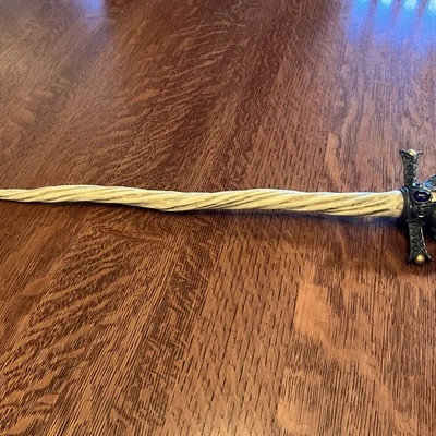 Horn of Magna Lucius Unicorn Scepter Sword Franklin Fantasy Collector RARE - Image 1 of 4