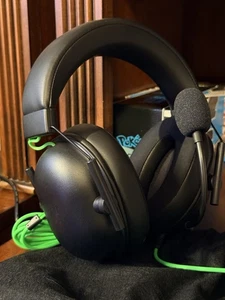 Razer BlackShark V2 X Black Wired Multi Platform Esports Gaming Headset - Picture 1 of 4