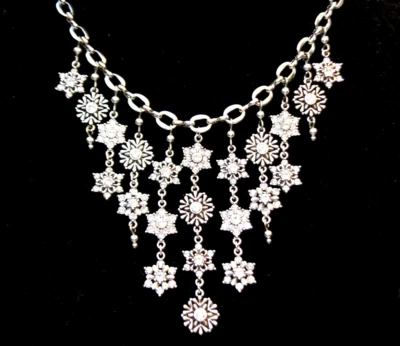 Collar de cristal copo de nieve Brighton ARCTICA DECLARATION NUEVO CON ETIQUETAS Foto 1 de 4