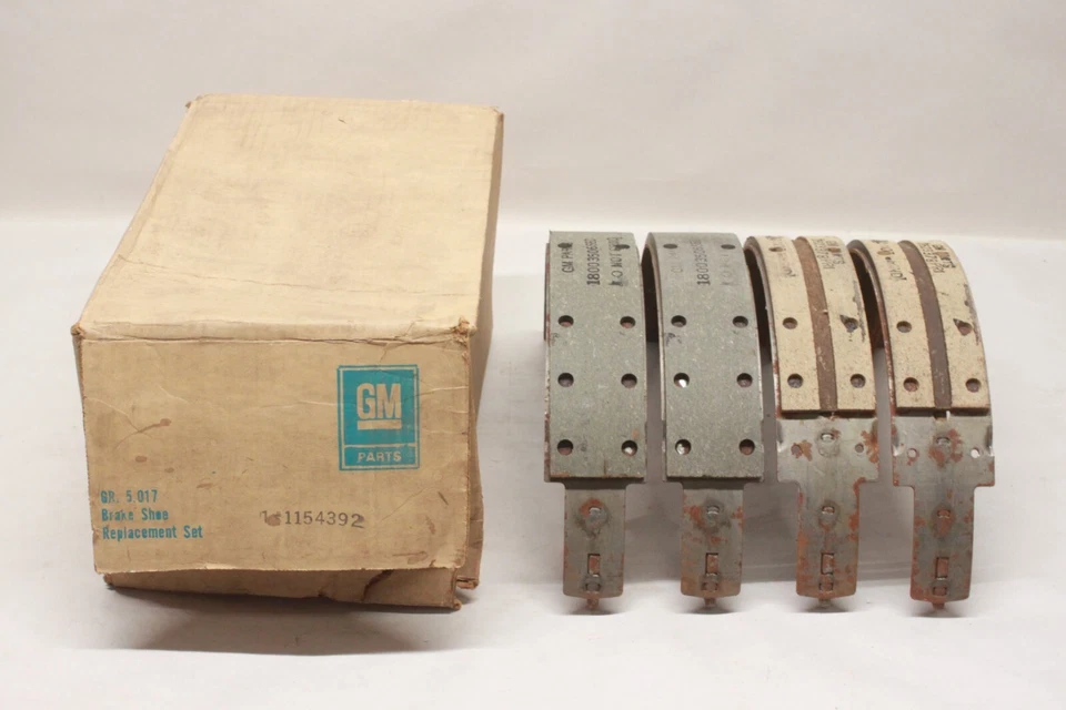Juego de zapatas de freno trasero Chevrolet Impala Caprice 1971-76 12" x 2" GM 1154392 NUEVO DE STOCK Foto 1 de 4