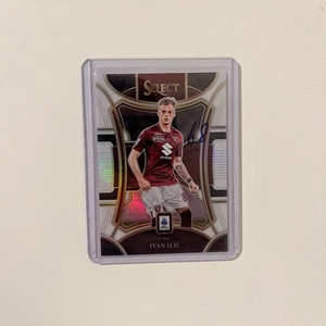 2023-24 Panini Select Seria A Fútbol Iván Ilic Blanco #/15 Torino - Imagen 1 de 2