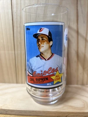 McDonald's-Cal Ripken Jr. 1993 Vaso de coleccionista All-Time Greatest Team - 5 de 9 Foto 1 de 4