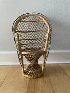 Silla de pavo real miniatura de bambú de ratán bohemio vintage años 70 soporte para plantas - Imagen 1 de 4